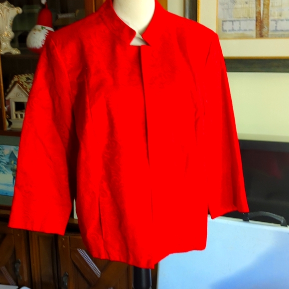 Kim Rogers Red Embossed Floral 3/4 sleeve jacket size 16p. - Picture 1 of 7